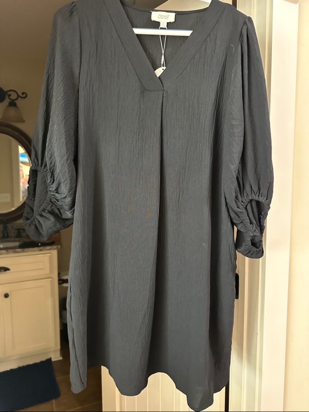 Oddi Black V-Neck Balloon Sleeve Tunic Dress- Small
